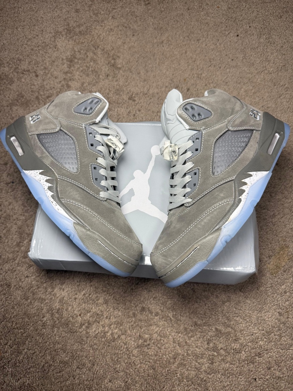 Jordan Retro 5 Men’s Sneakers - Grey with Ice Blue Outsole